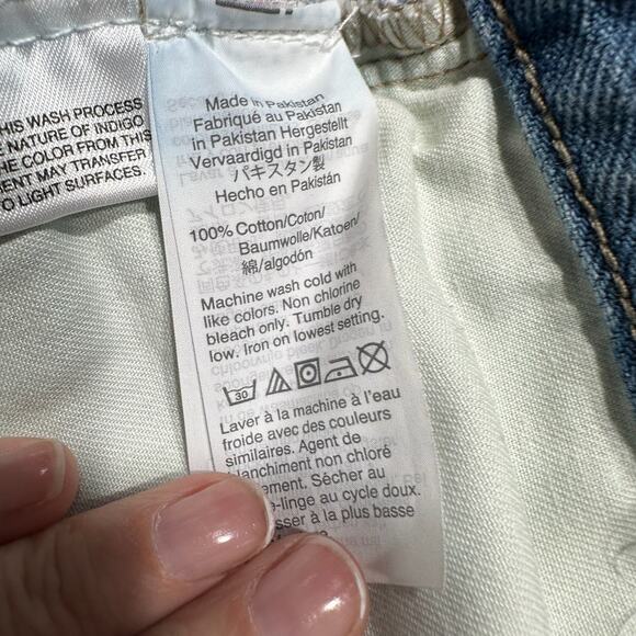 Madewell Ripped Mom Jean In Mid Wash Blue Size 29 - Picture 7 of 9